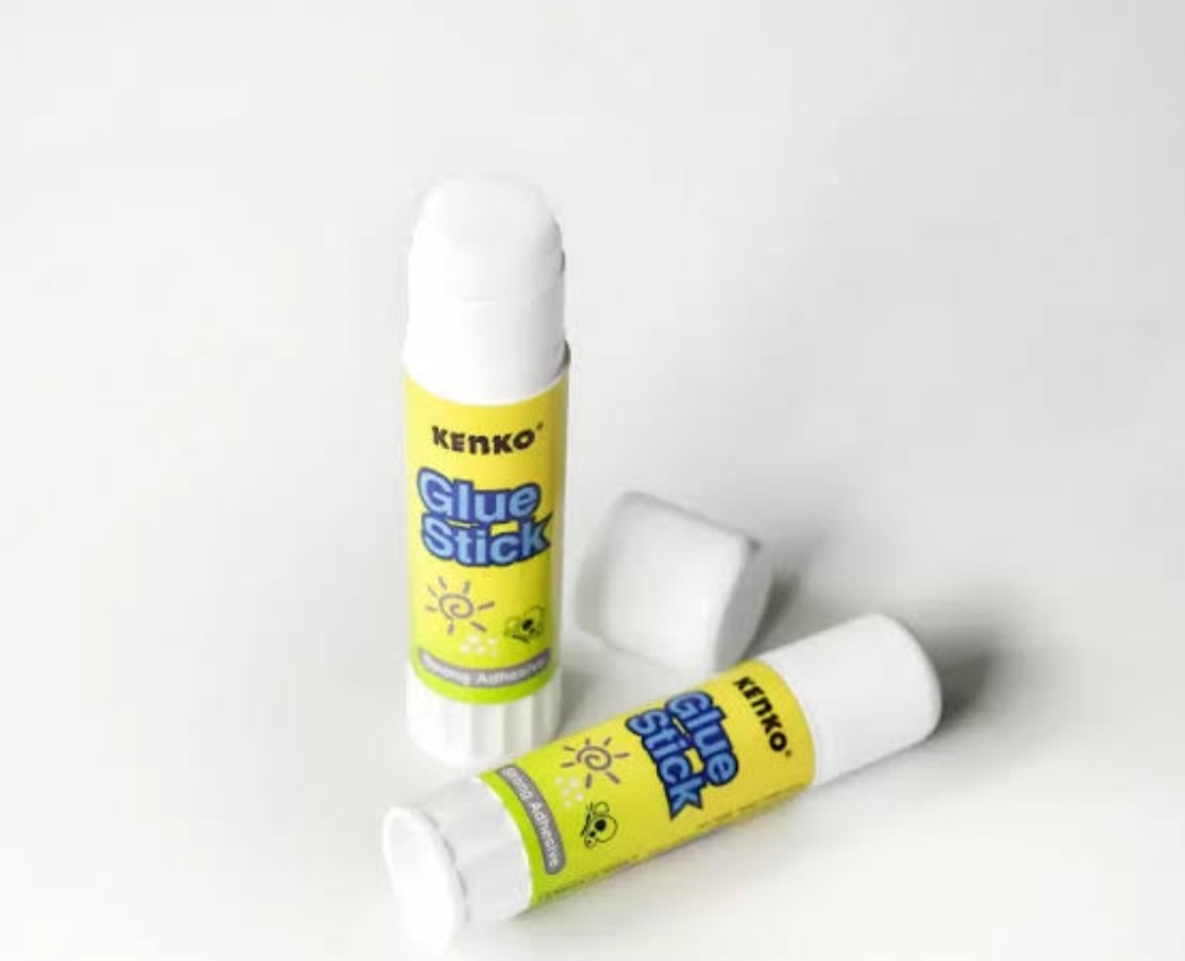 Lem Kertas Kenko Stick Glue